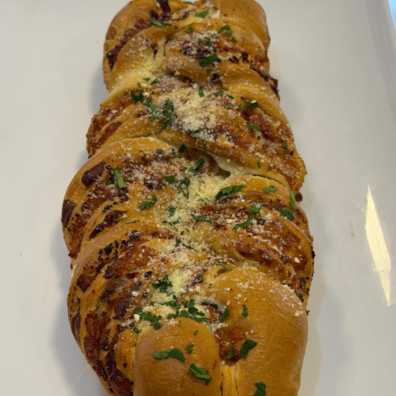 Recheada de queijo e presunto
