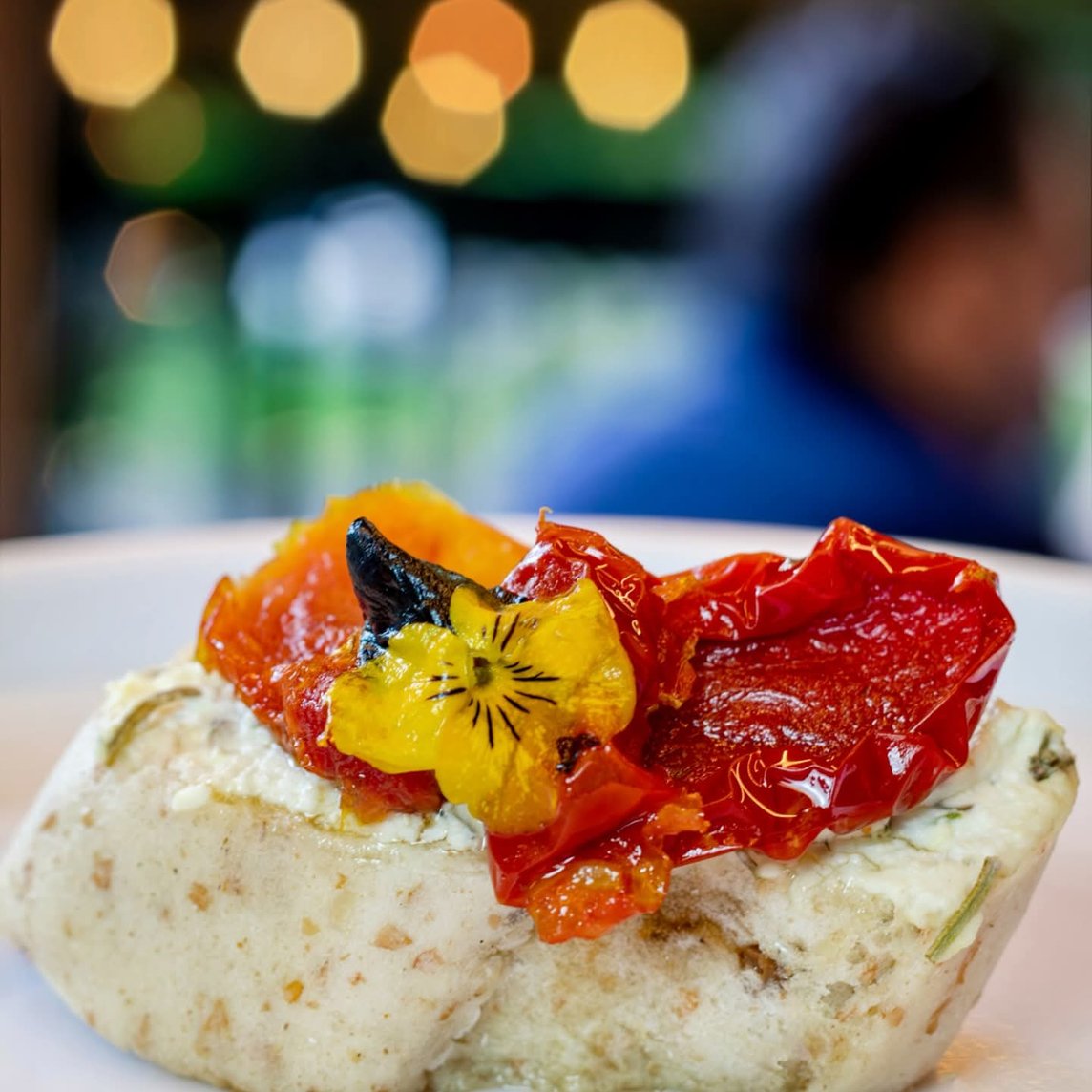 Tapa Cabra con tomate deshidratado