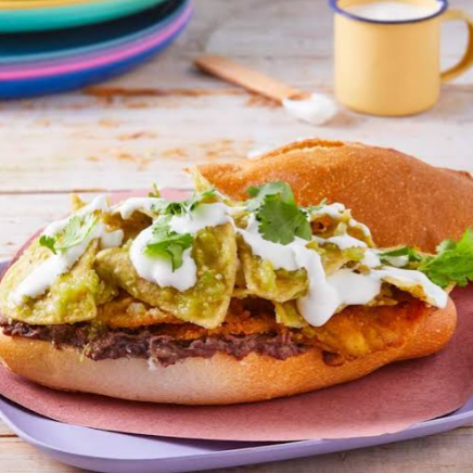 🤑Torta de Chilaquiles 🤤