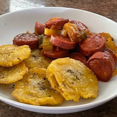 Patacón de Plátano con Chorizo