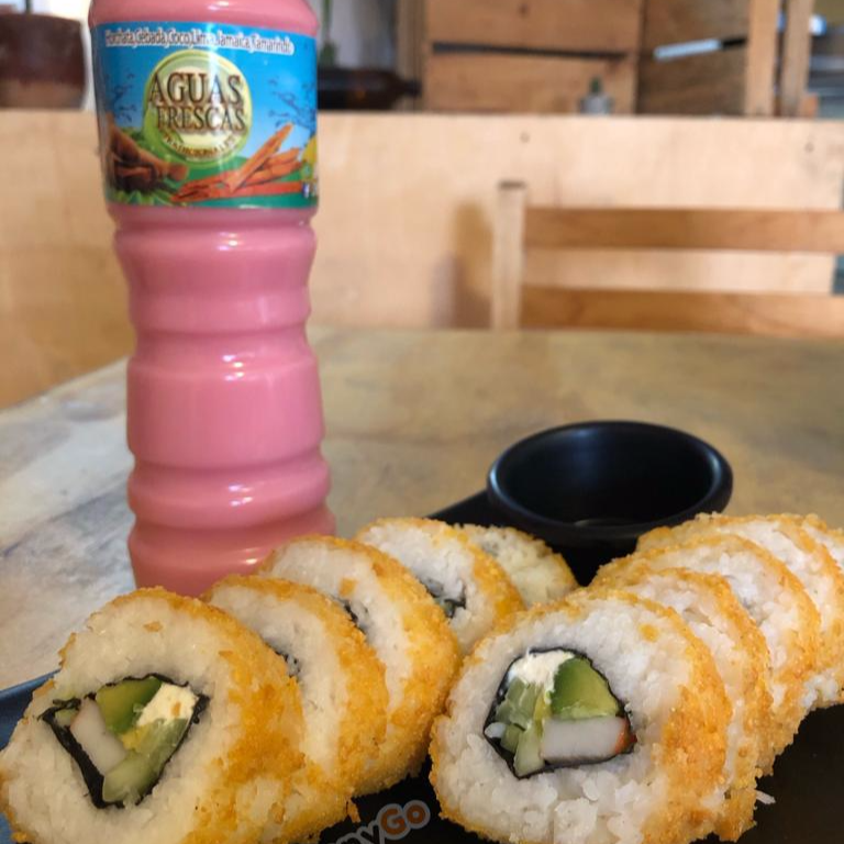 Sushi + Agua