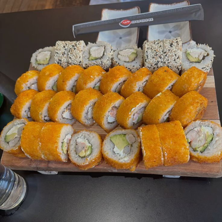 10 Piezas De Rollo Fish + Té Frío