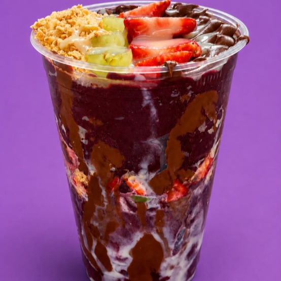 Açaí no copo de 300 Ml, escolha os seus acompanhamentos, tudo da melhor qualidade. #acai #Nutella #sorvete #morango #açaígourmet #cupuaçu #Ninho