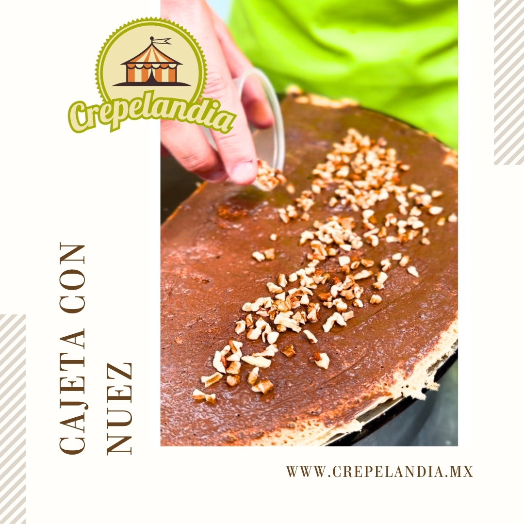 Crepa con cajeta y nuez