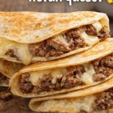 3 Quesadillas con Bistec