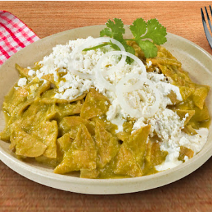 CHILAQUILES VERDE CREMOSO