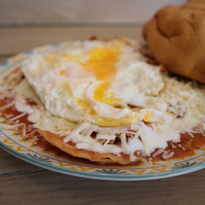 Chilaquiles Verdes con Huevo