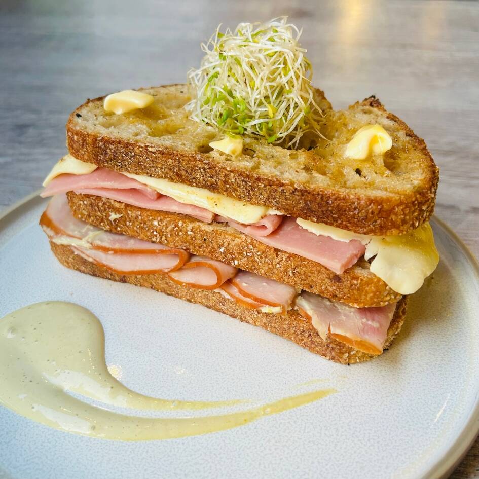 Sándwich Mixto de la Casa