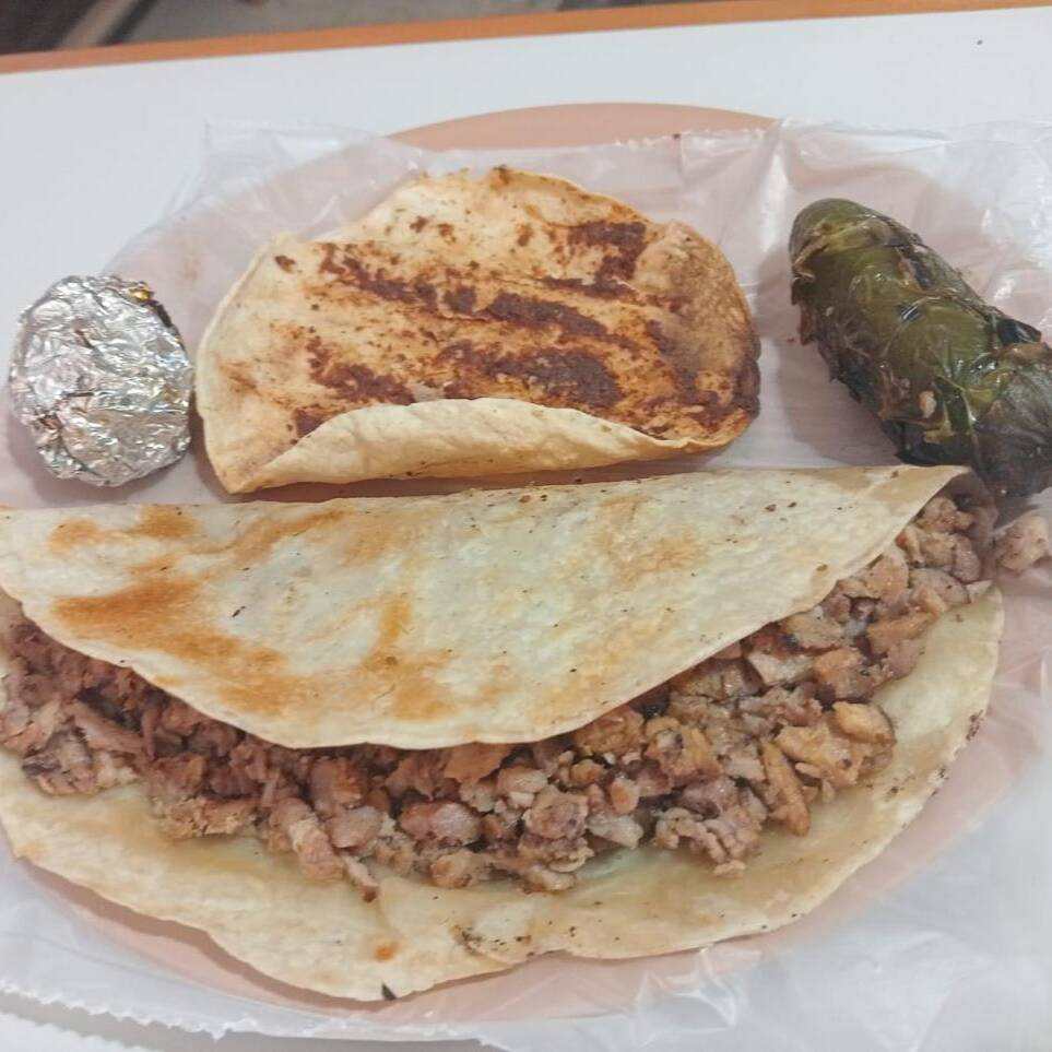 Quesadilla con Carne Asada