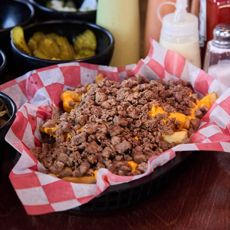 Papas a la Francesa con Queso y Carne