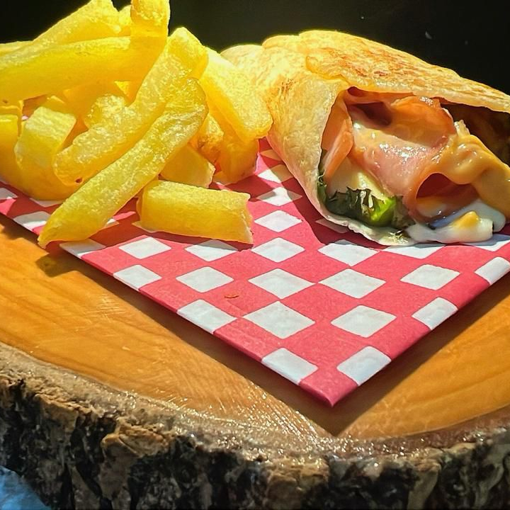 BURRITO DE JAMON ..