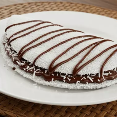 Deliciosa Tapioca com Chocolate e Coco Ralado fresco