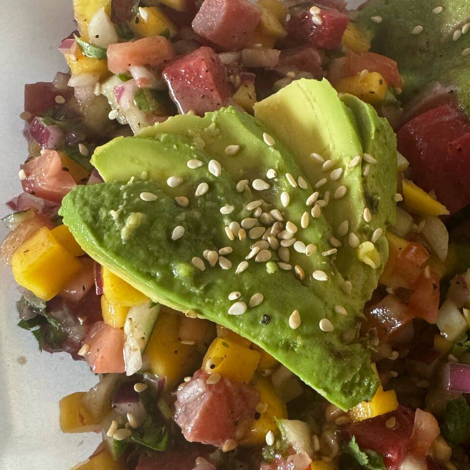 1/2 Orden de Ceviche Tropical de Atún.