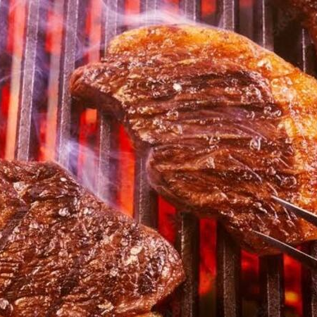 Cortes nobre de picanha tapa do cuadril aproximadamente 200 gramas de proteína