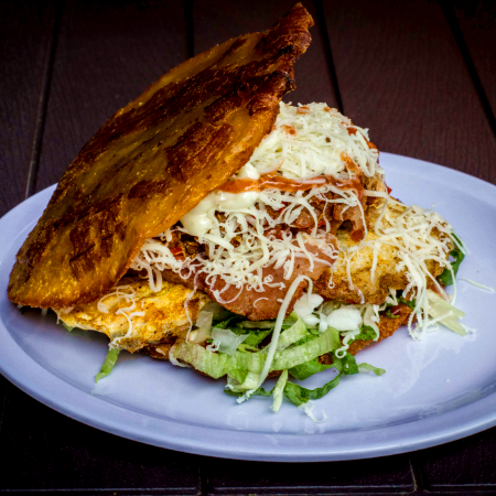 Patacón de Pollo