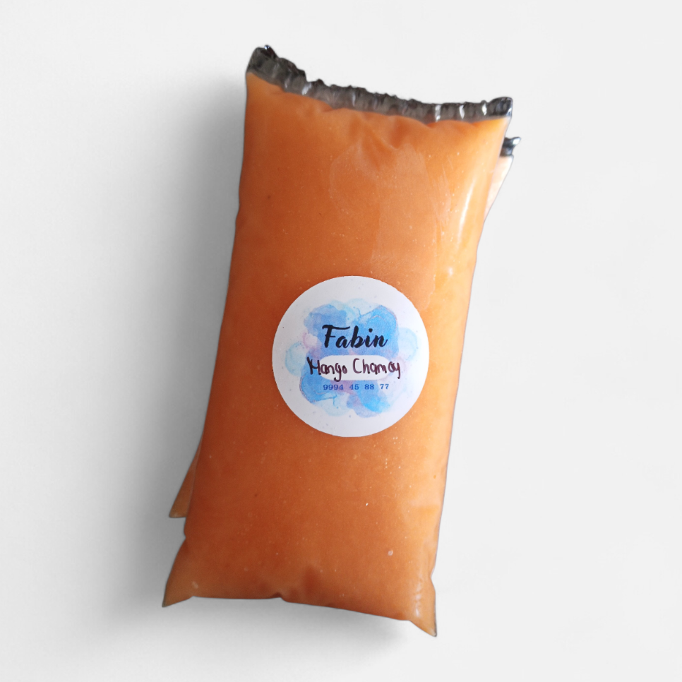 Bolis de Mango con Chamoy