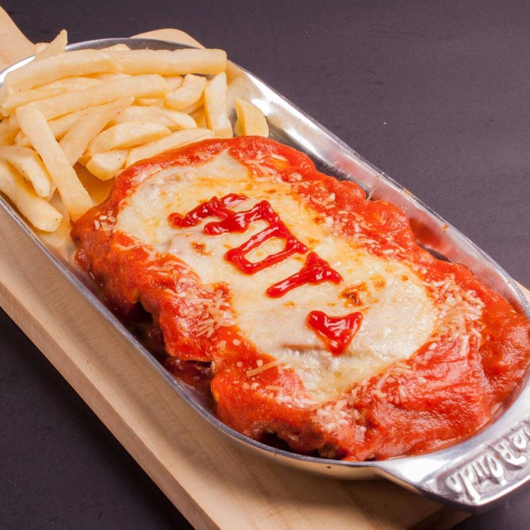 Milanesa Napopicante Pollo + Papas