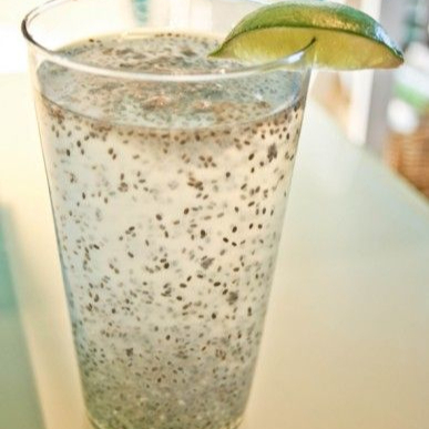 Agua Limón con Chía