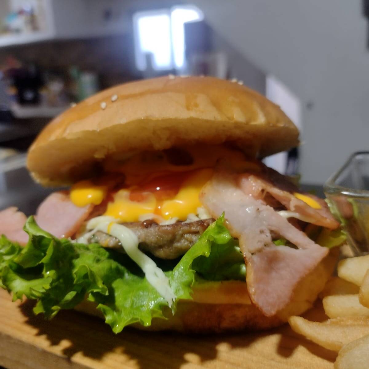 Hamburguesa de 1 Ingrediente a Elegir con papas