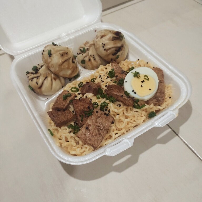 Ramen y Dumplings