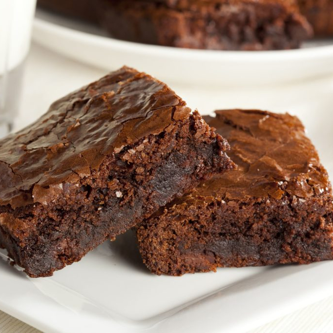 Experimente nosso irresistível brownie, acompanhado de uma bola de sorvete e calda de chocolate, uma sobremesa que derrete na boca e encanta os sentidos.