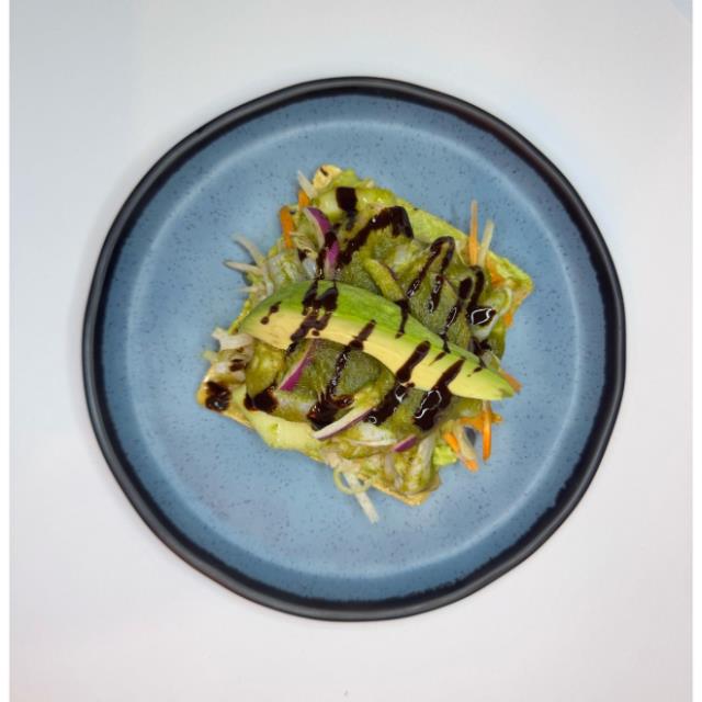 TOSTADA DE AGUACHILE