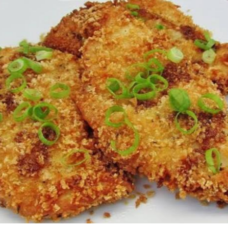 Marmita Deliciosa! Coxa Sobrecoxa Crocante a Milanesa+ 5 Acompanhamentos à Sua Escolha.