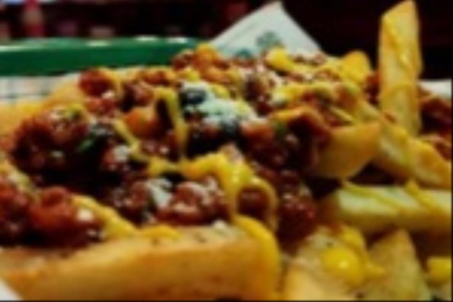 D CHILLI CHEESE FRIES