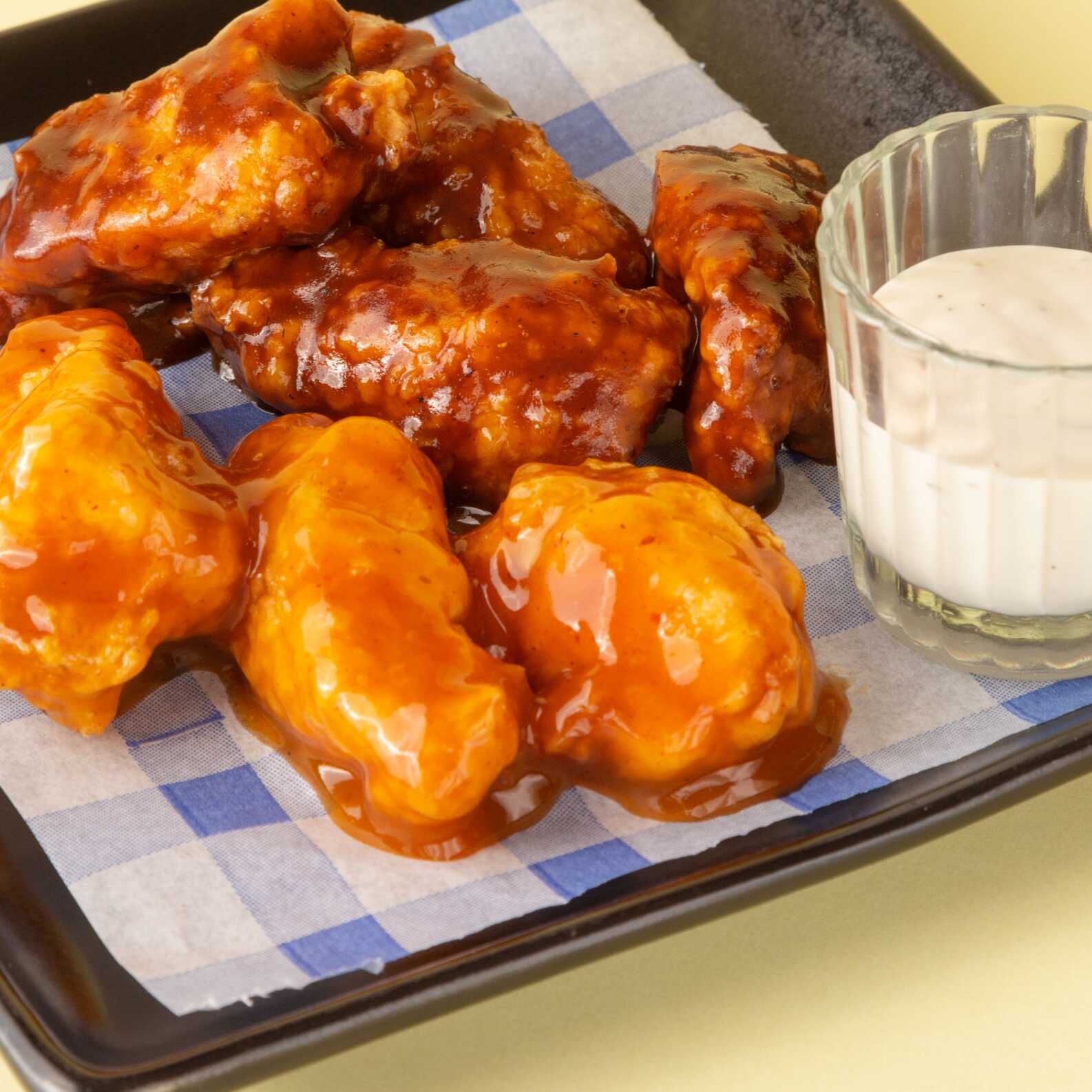 150 GR de Boneless Buffalo