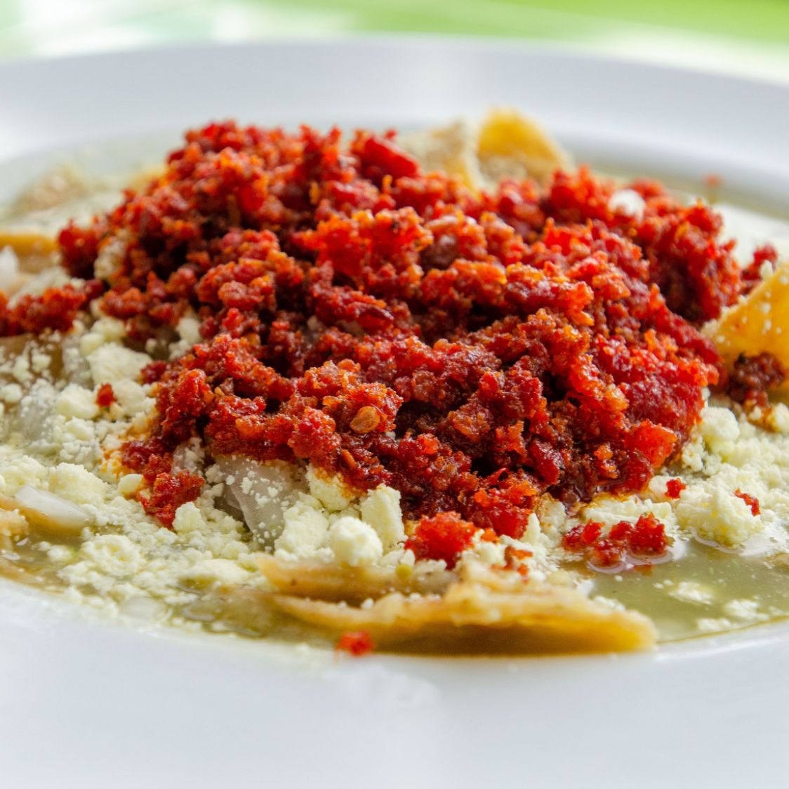 Chilaquiles con chorizo