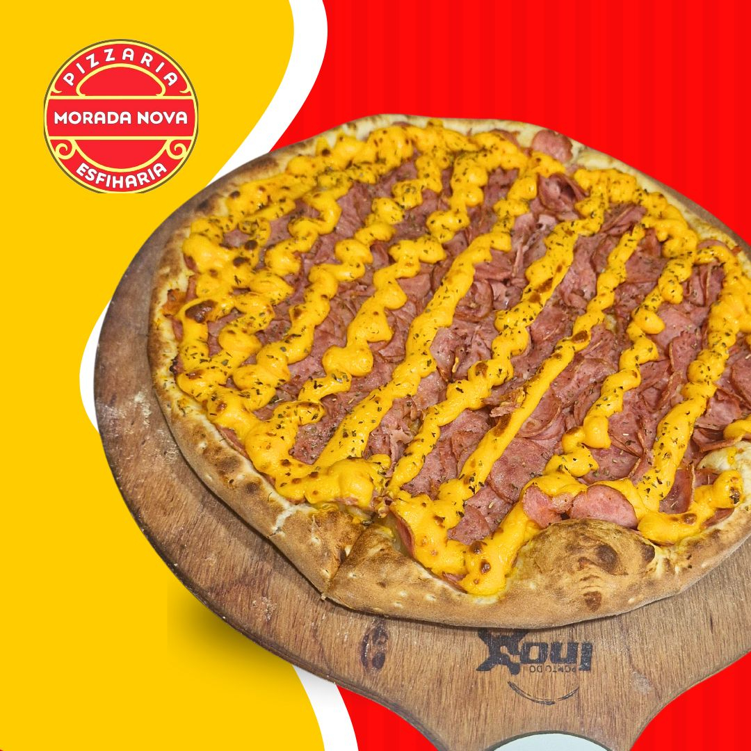 calabresa fatiada e cheddar