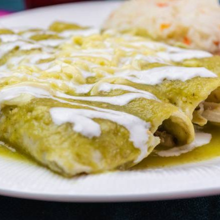 Enchiladas Verdes con Pollo