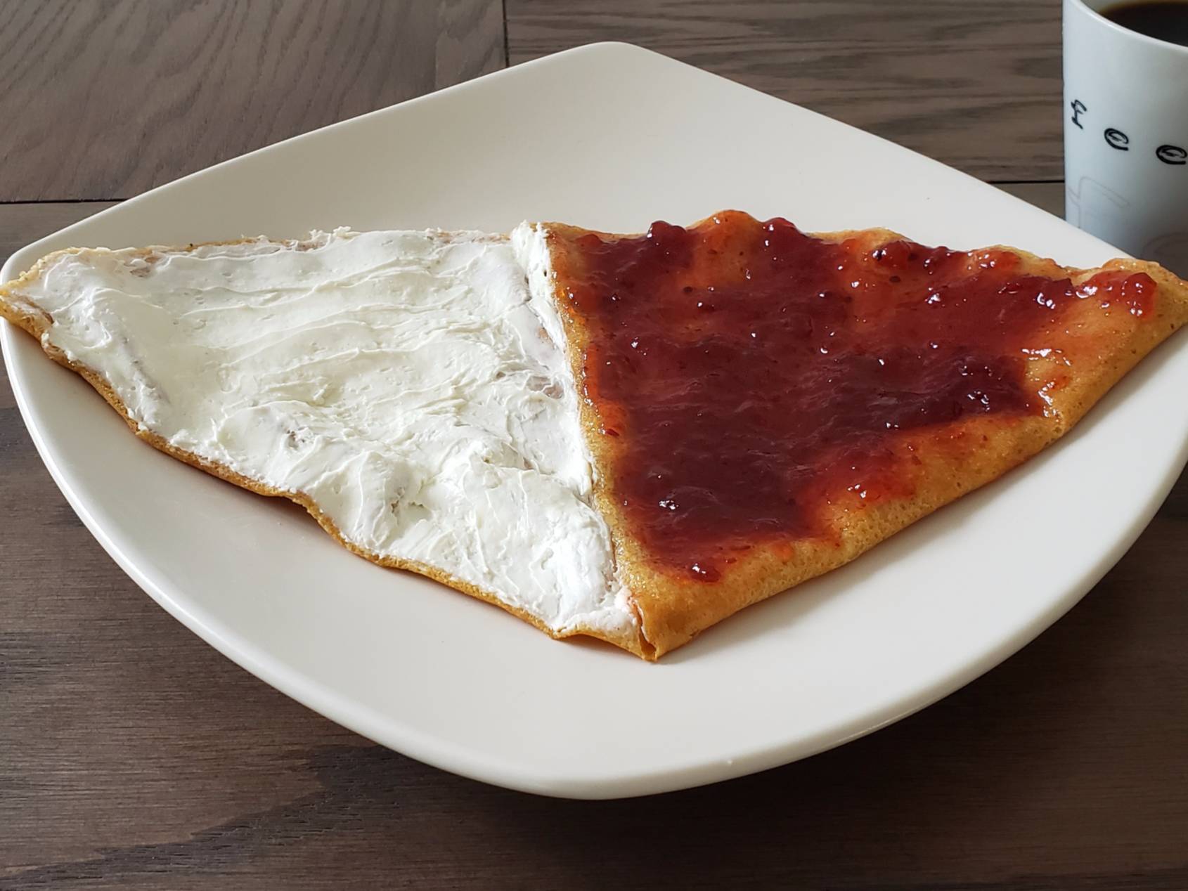 Crepa de Mermelada de Zarzamora y Queso Philadelph