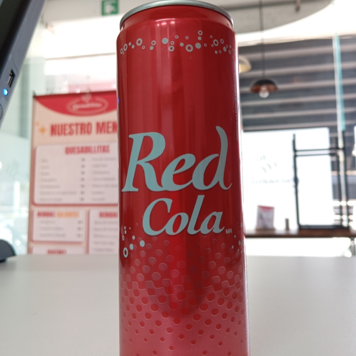 Red Cola Lata