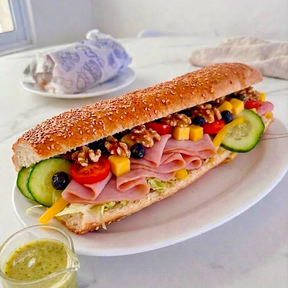 BIG FOOT 🥖🥗
