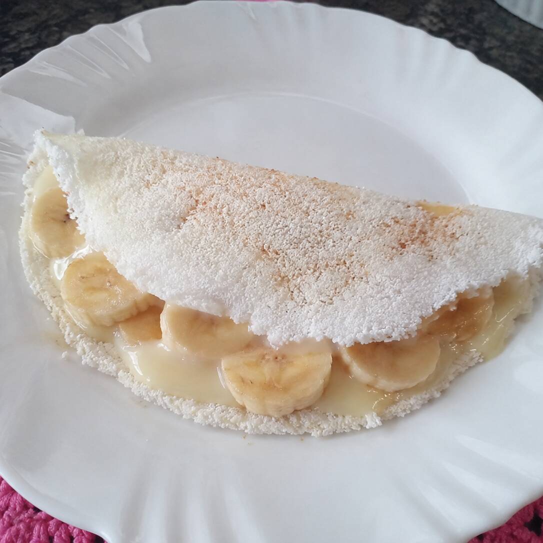tapioca de pedaços de banana com leite condensado *-*