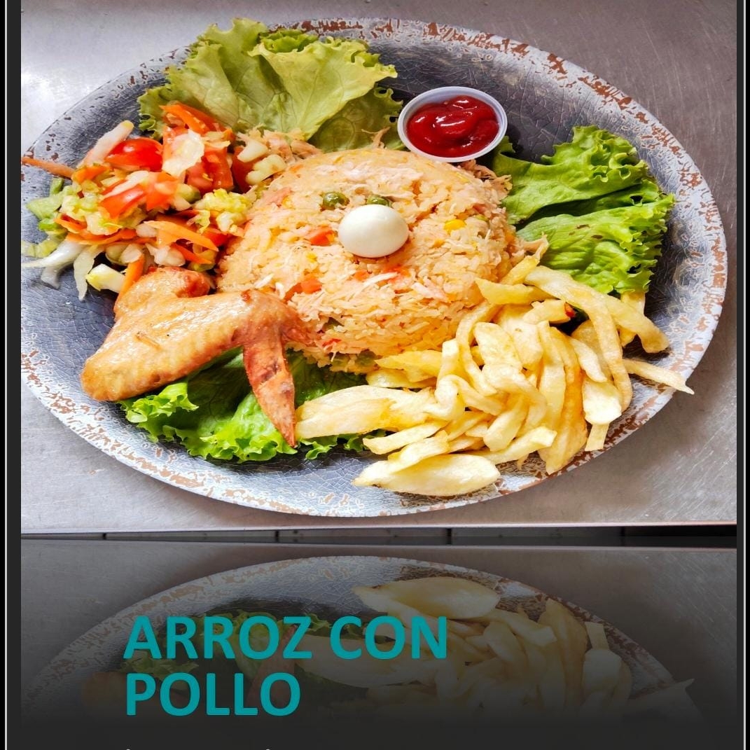 Arroz con Pollo y Sopa de Obsequio