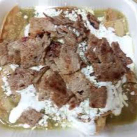 CHILAQUILES GRANDES VERDES CON BISTEC