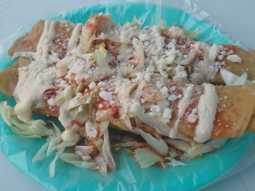 Flautas de Carne y agua a elegir