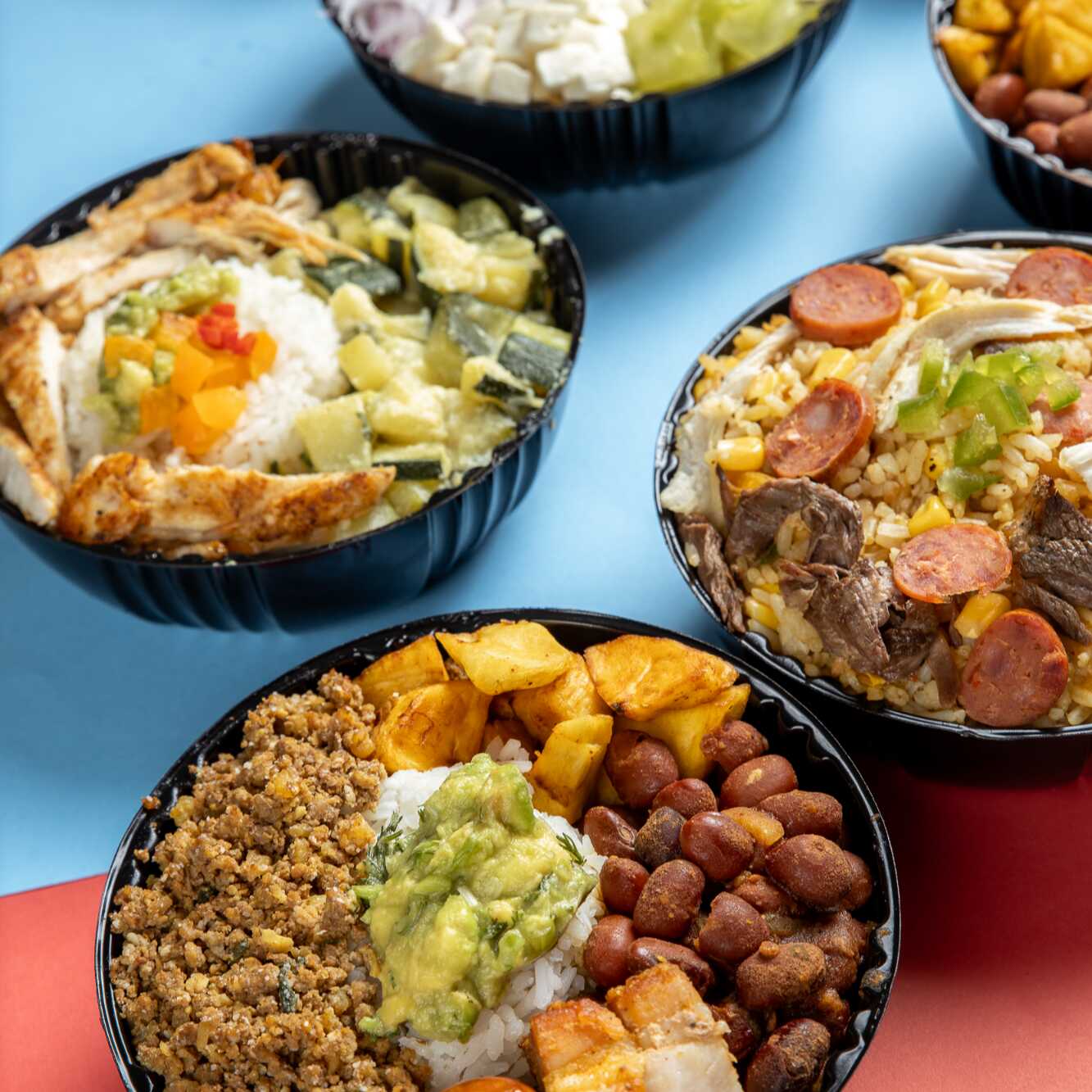 Combo para Dos: Paisa + Montañero + Bebida del Día