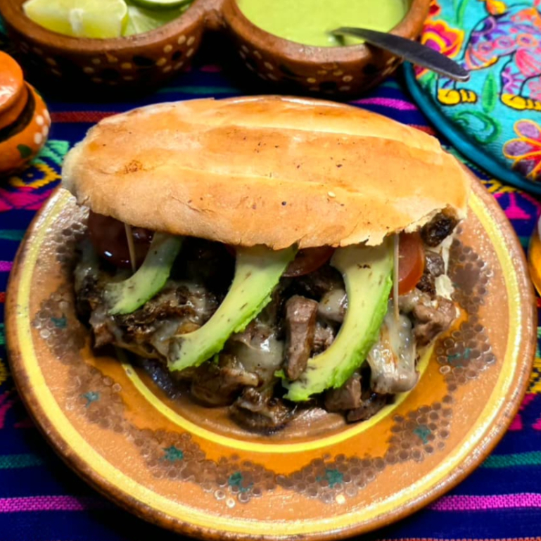 Torta de Arrachera