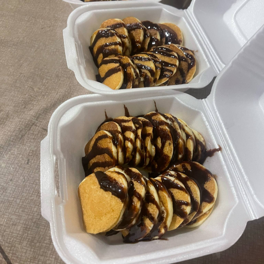 2 Charolas de Minis Hot Cakes con 20 Pzs C/u