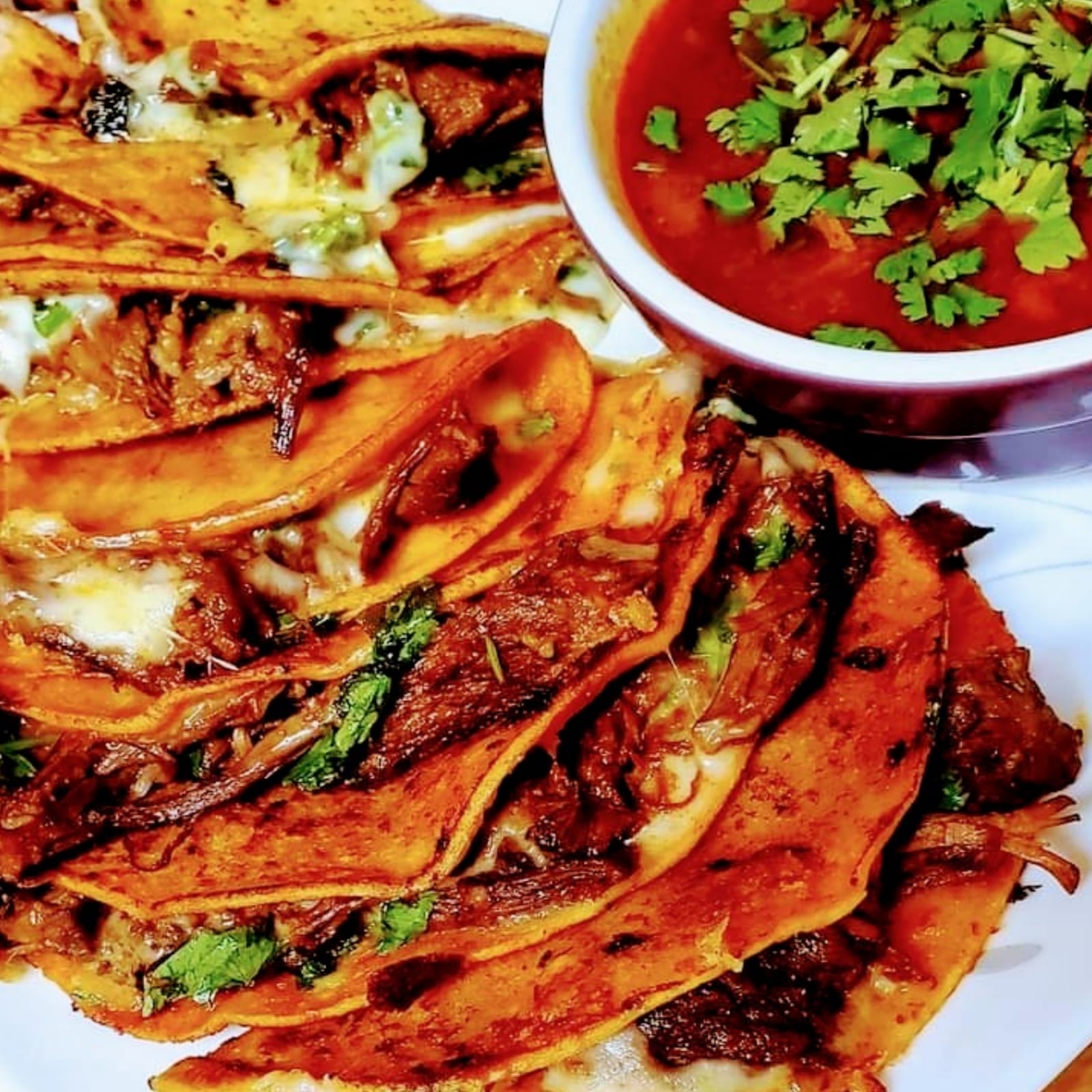 3 Tacos de Birria + Agua Fresca