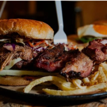 HamburguesadePollo+CostillitaBBQ+Papa+Gaseosa250ml