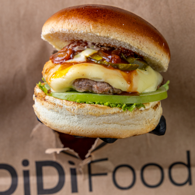 Hamburguesa Clásica 125 g y Bebida