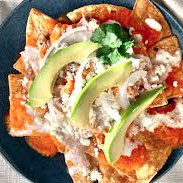 Chilaquiles Rojos con Pollo