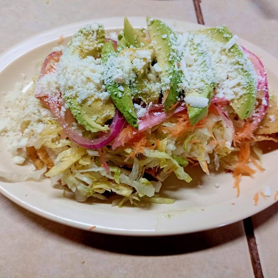 TACOS DORADOS DE RES  4 PZAS.