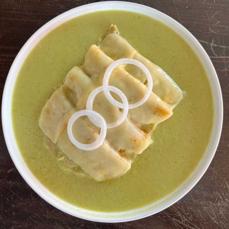 Enchiladas Suizas Completo