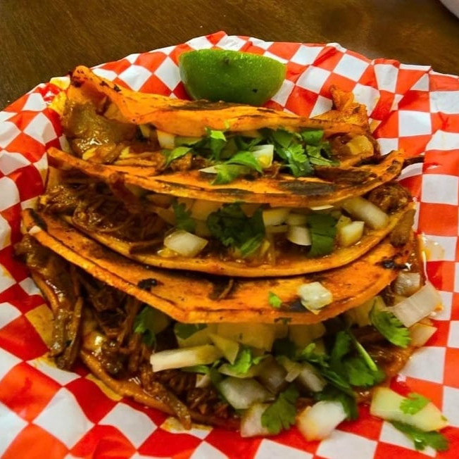 Orden de 4 Quesabirrias Maíz