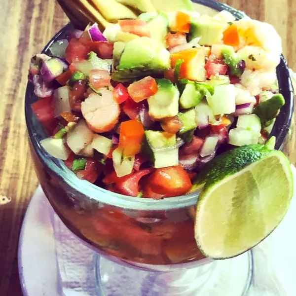 COCTEL DE CAMARON Y PULPO MEDIO LITRO